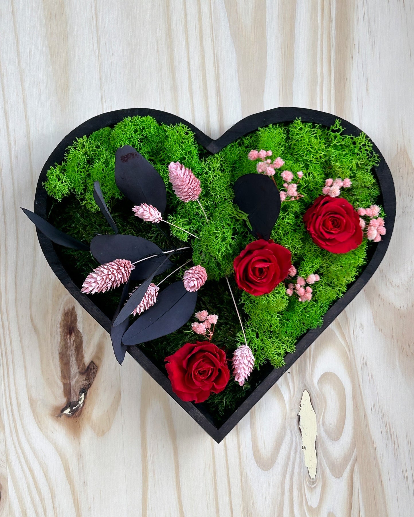 Cadre végétal stabilisé forme cœur “Amour”