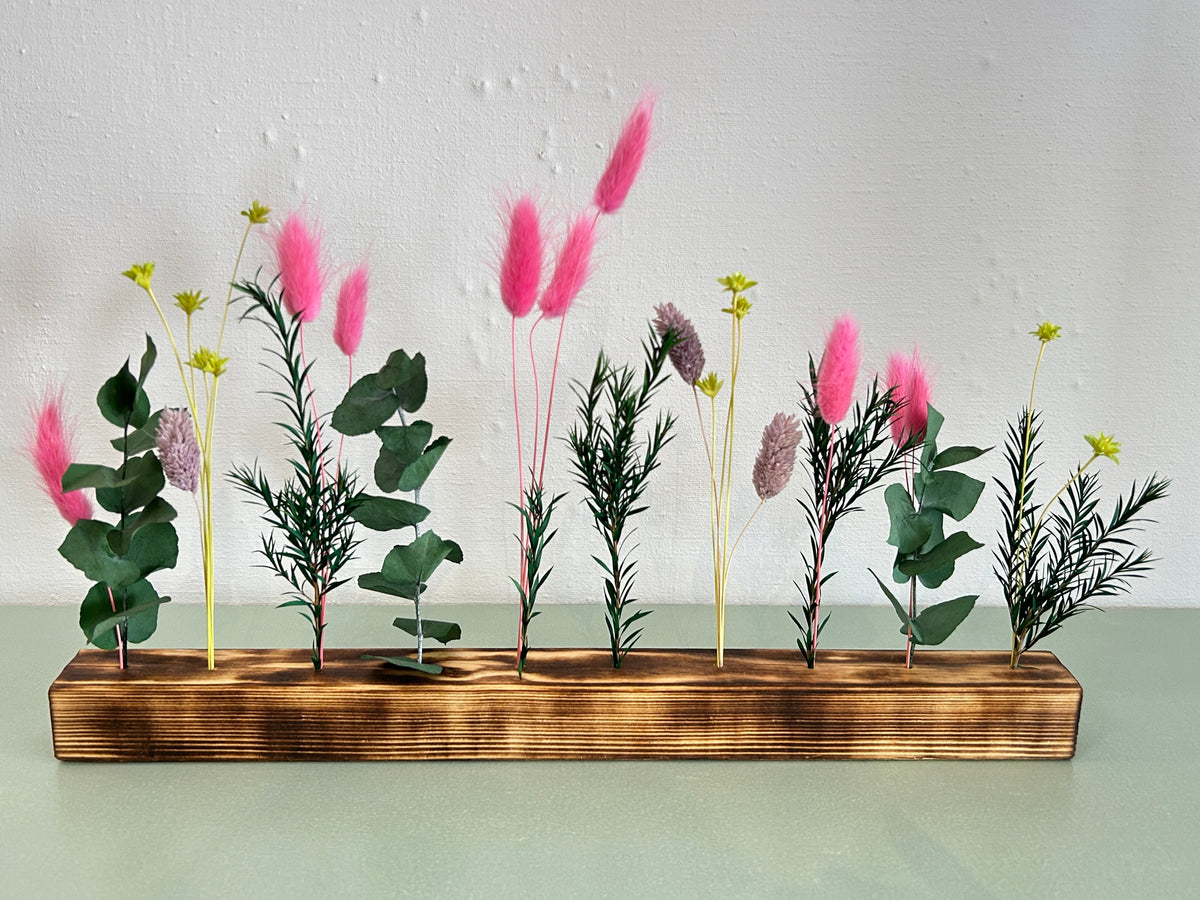Barre florale en bois finition brûlée 30 cm – fleurs séchées et végétaux stabilisés