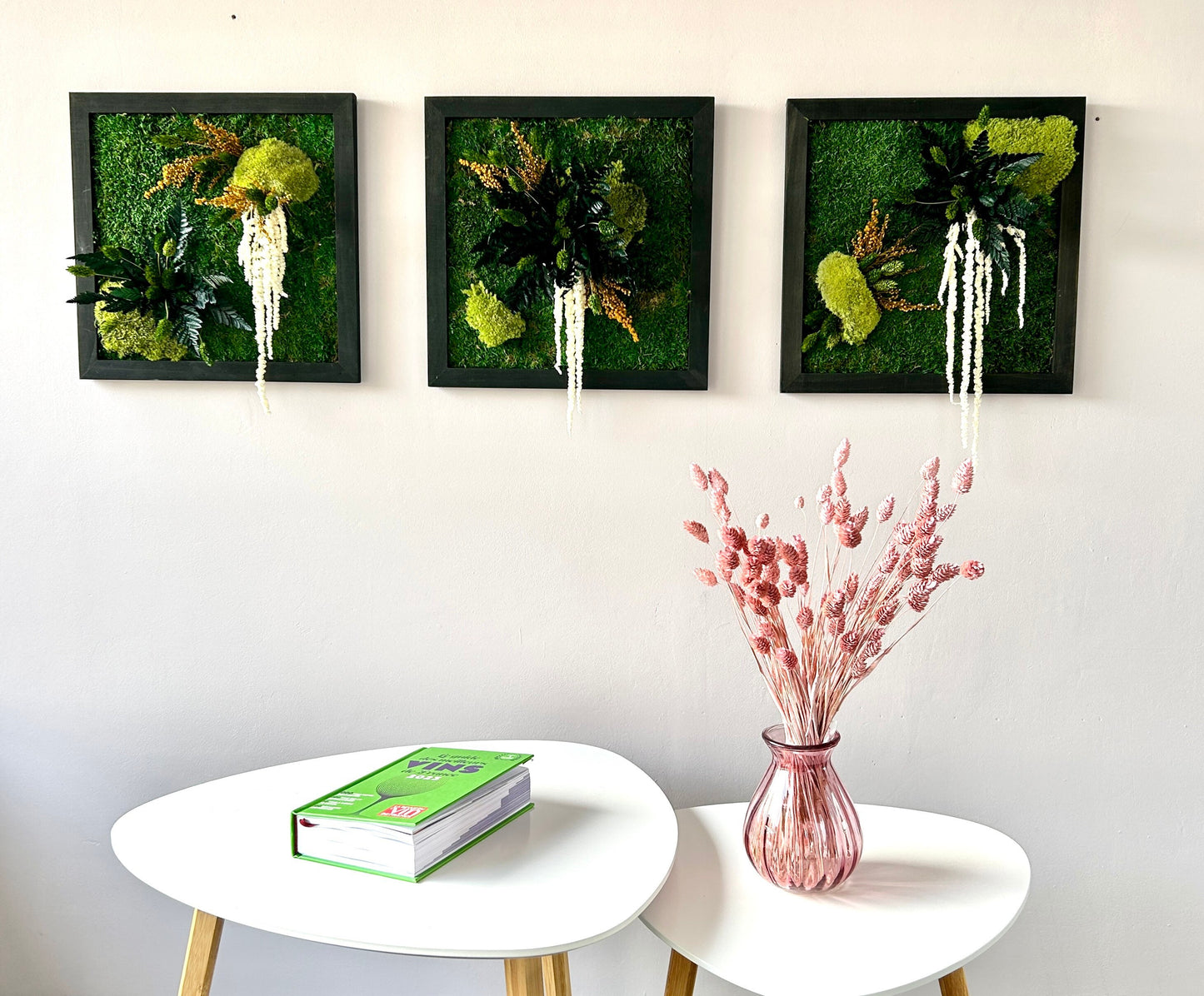 Cadre végétal stabilisé carré, fond vert luxuriant